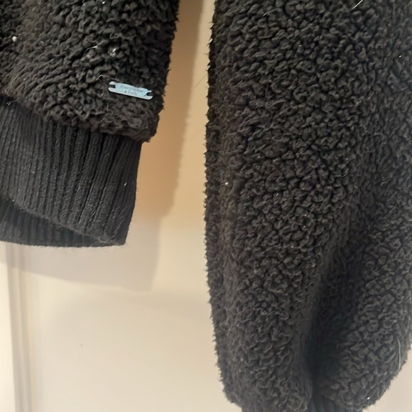 Black cozy crew neck - Picture 3 of 5